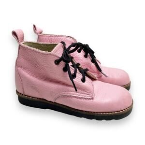 Mon Petit Pink Boots